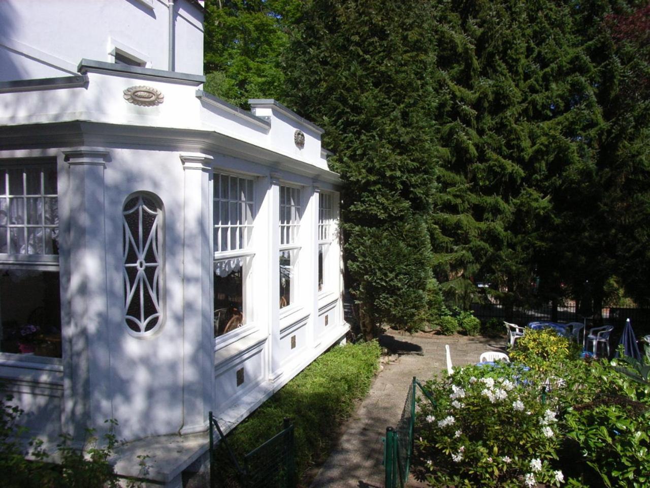 Hotel Villa im Steinbusch Malente Esterno foto